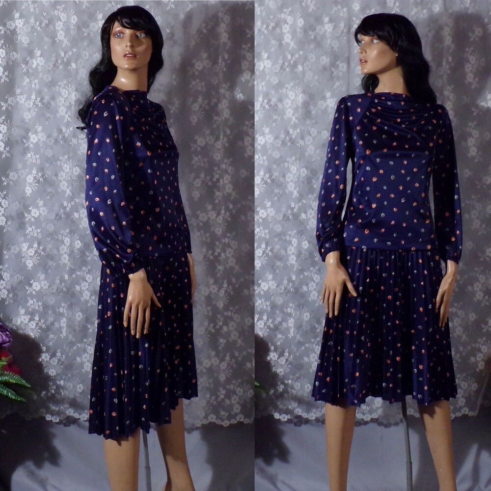 Vintage 70s Dress Size Small 1970s Retro Dark Blue Fall Leaves Academia Cute